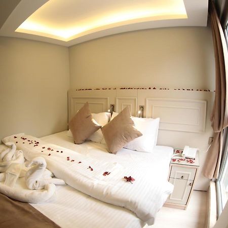X-Nellyi Hotel Estambul Exterior foto